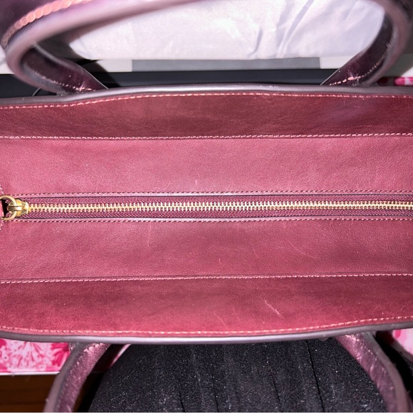 Coach Soft Empire 40 Carryall - Picture 15 of 16